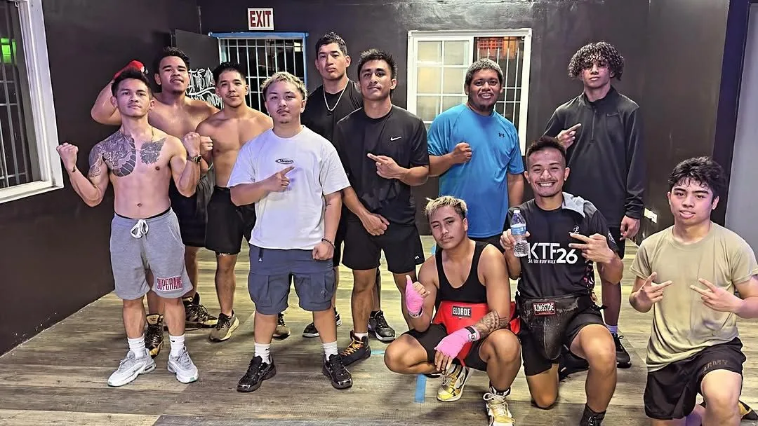 OTM fighters and members together in the gym